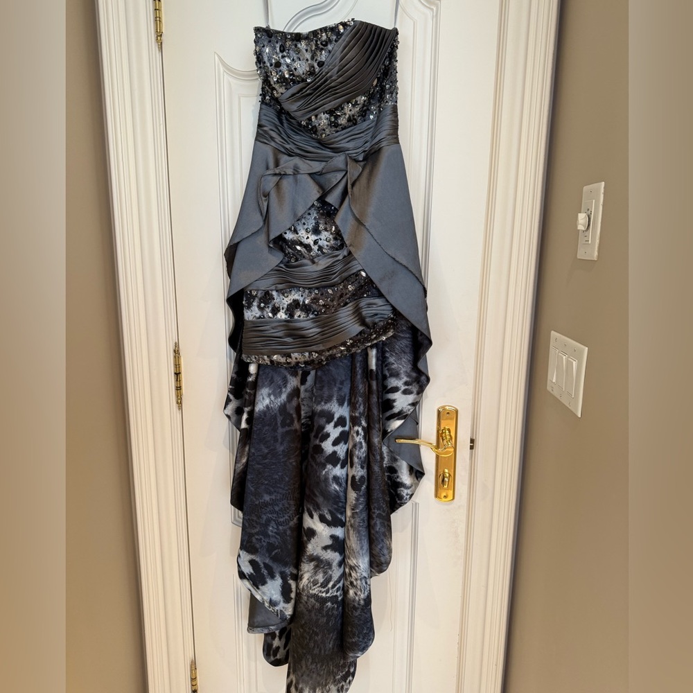 May Queen Gray Formal mini Dress with train